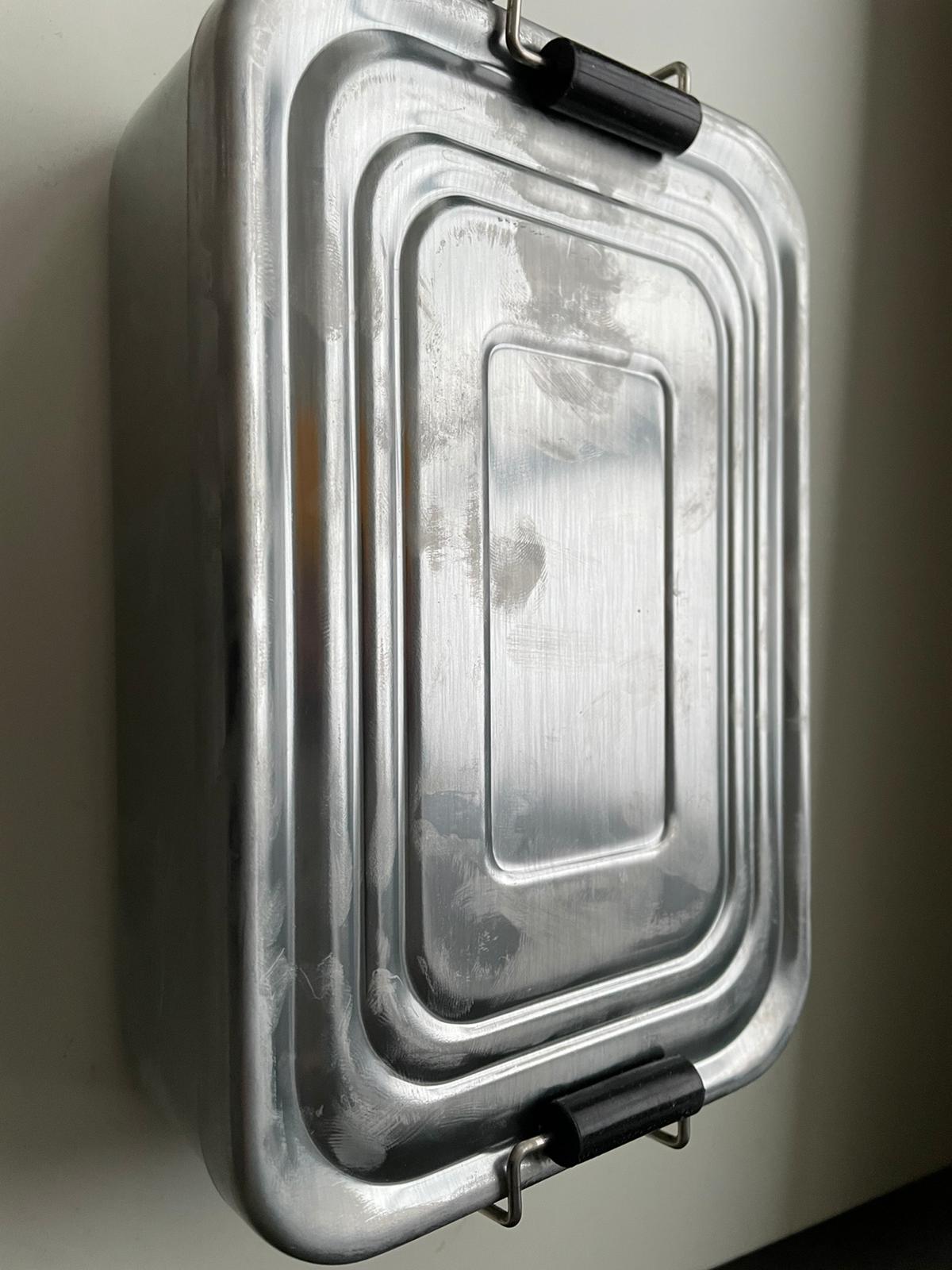 Schöne stabile Brotbox