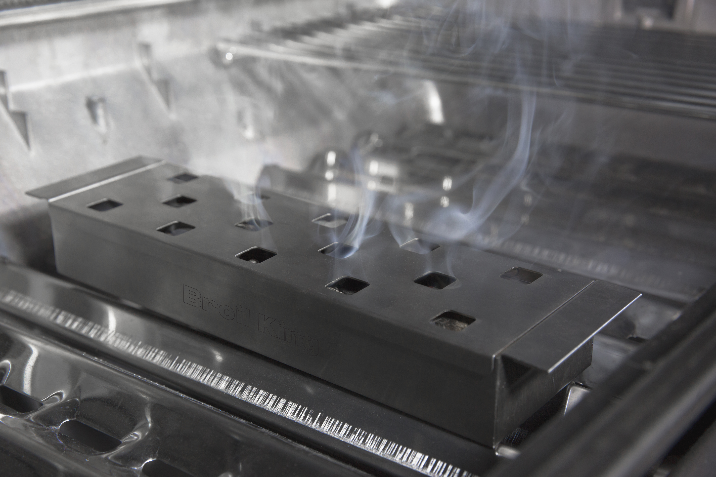 broil-king-smoker-box-r-ucherbox-edelstahl image 3