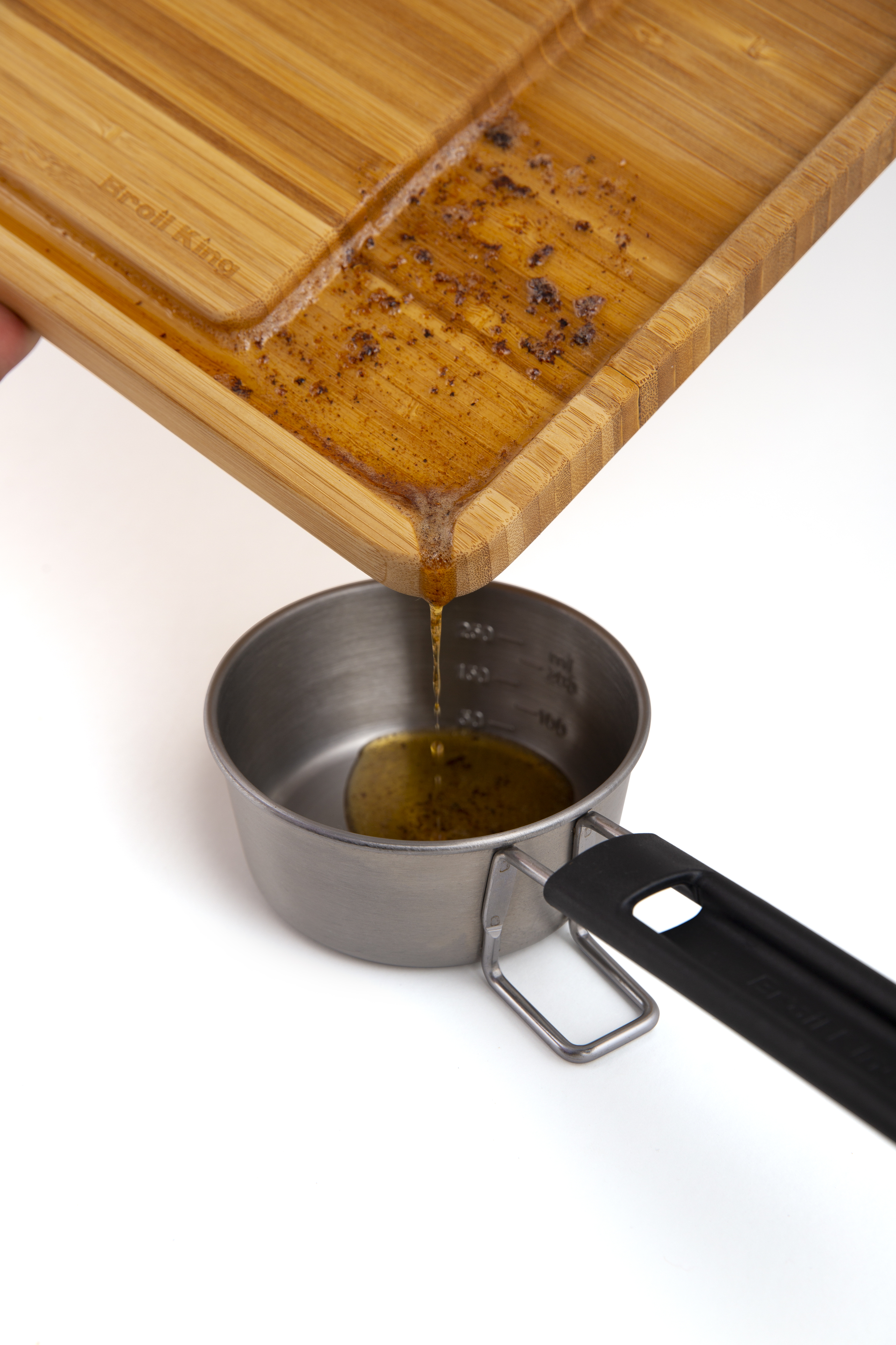 broil-king-imperial-bamboo-schneide-und-servierbrett-18-in image 4