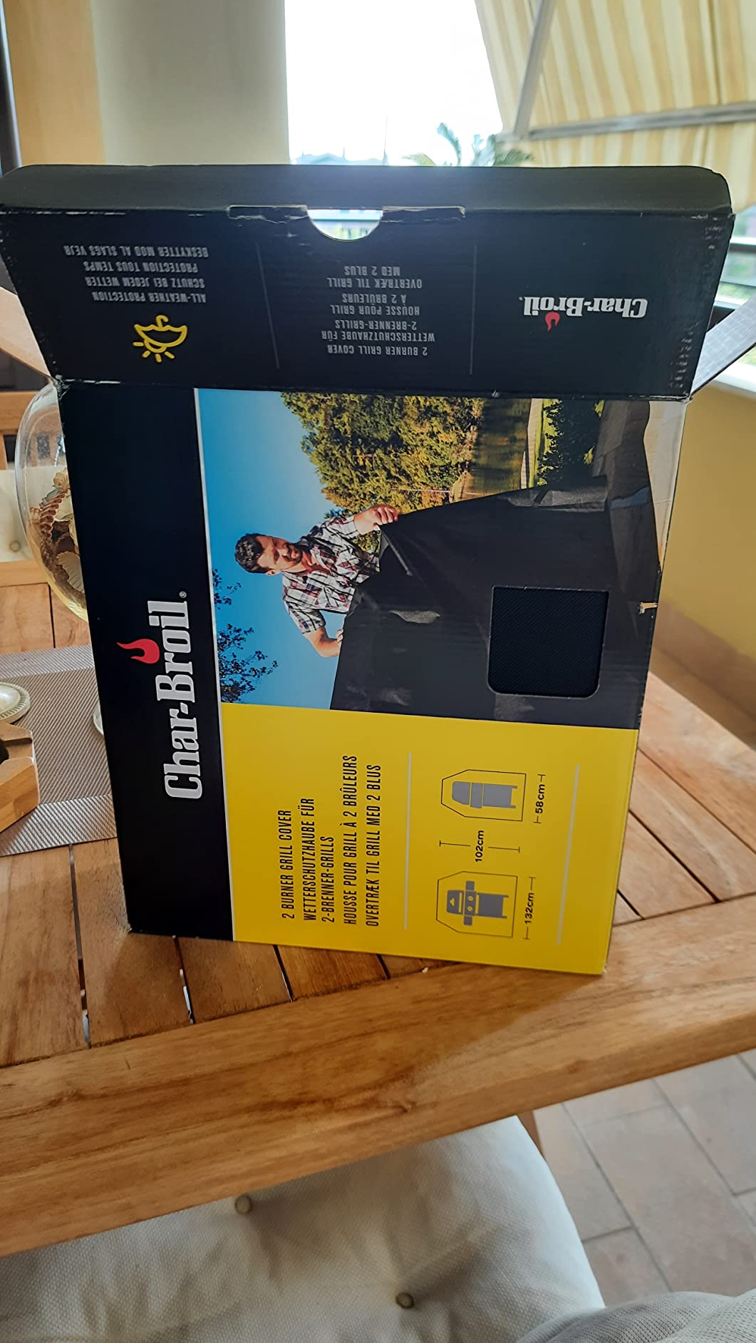 Schützt gut, etwas groß
