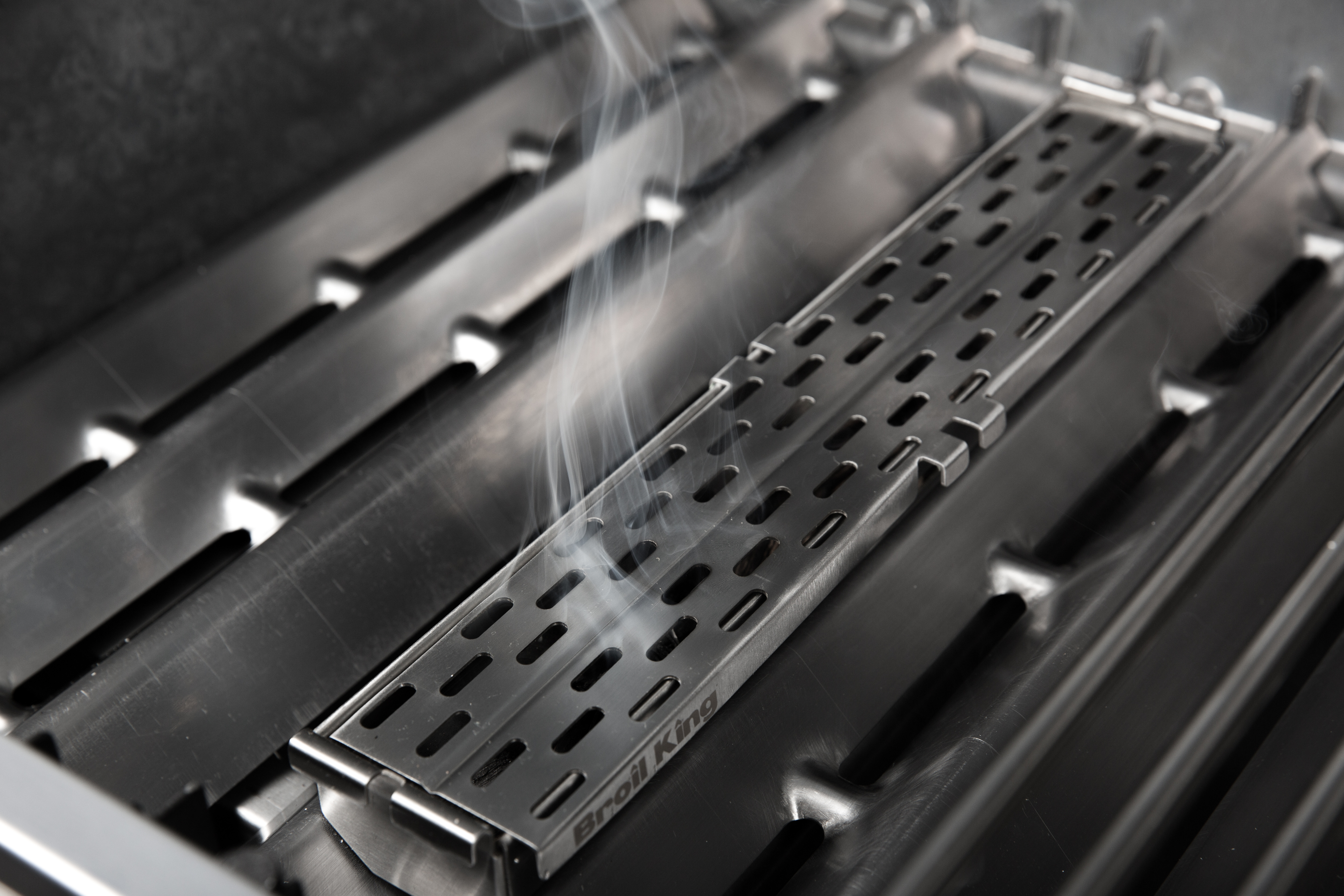 broil-king-edelstahl-pellet-smoker-box image 5