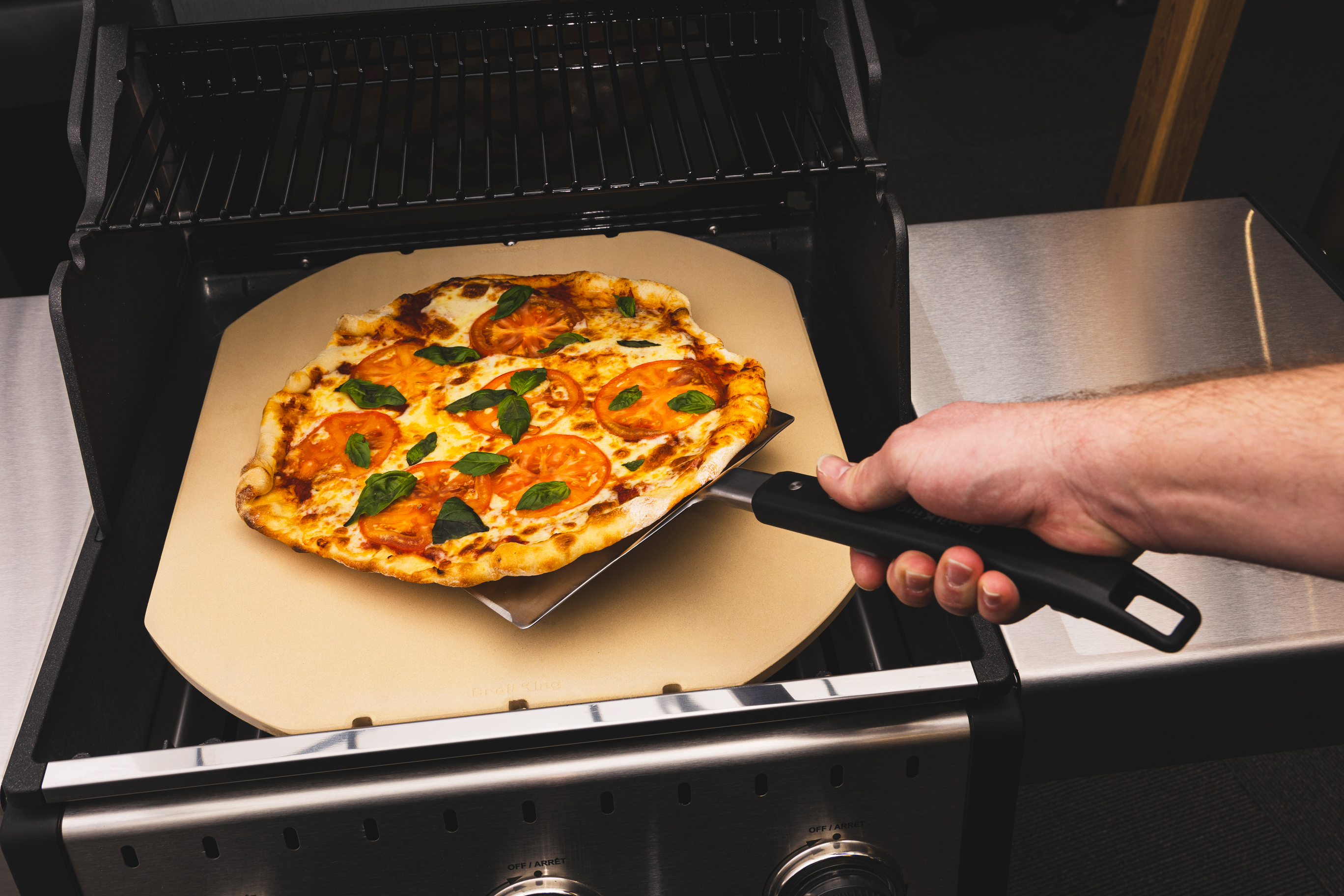 broil-king-baron-crown-keg-pizzastein-rechteckig image 3