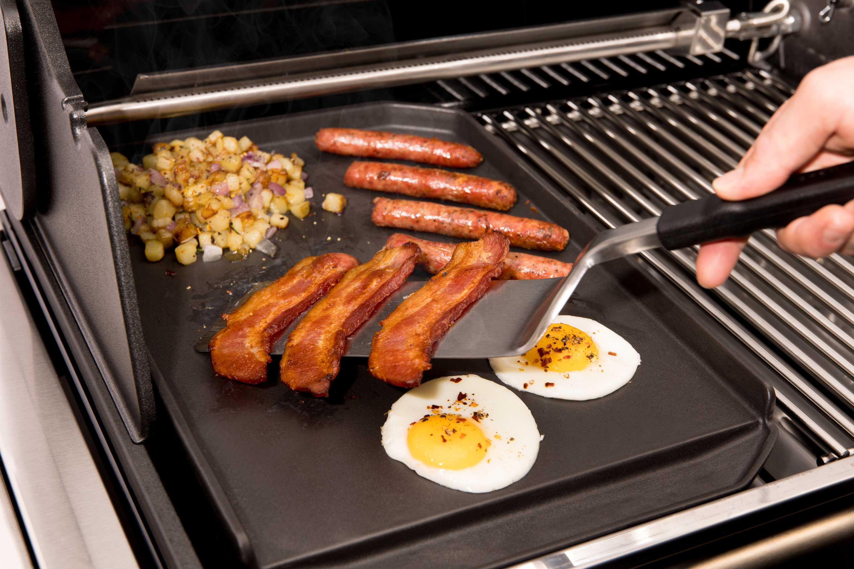 broil-king-plancha-gusseisen-f-r-baron-grill-2-roste image 4