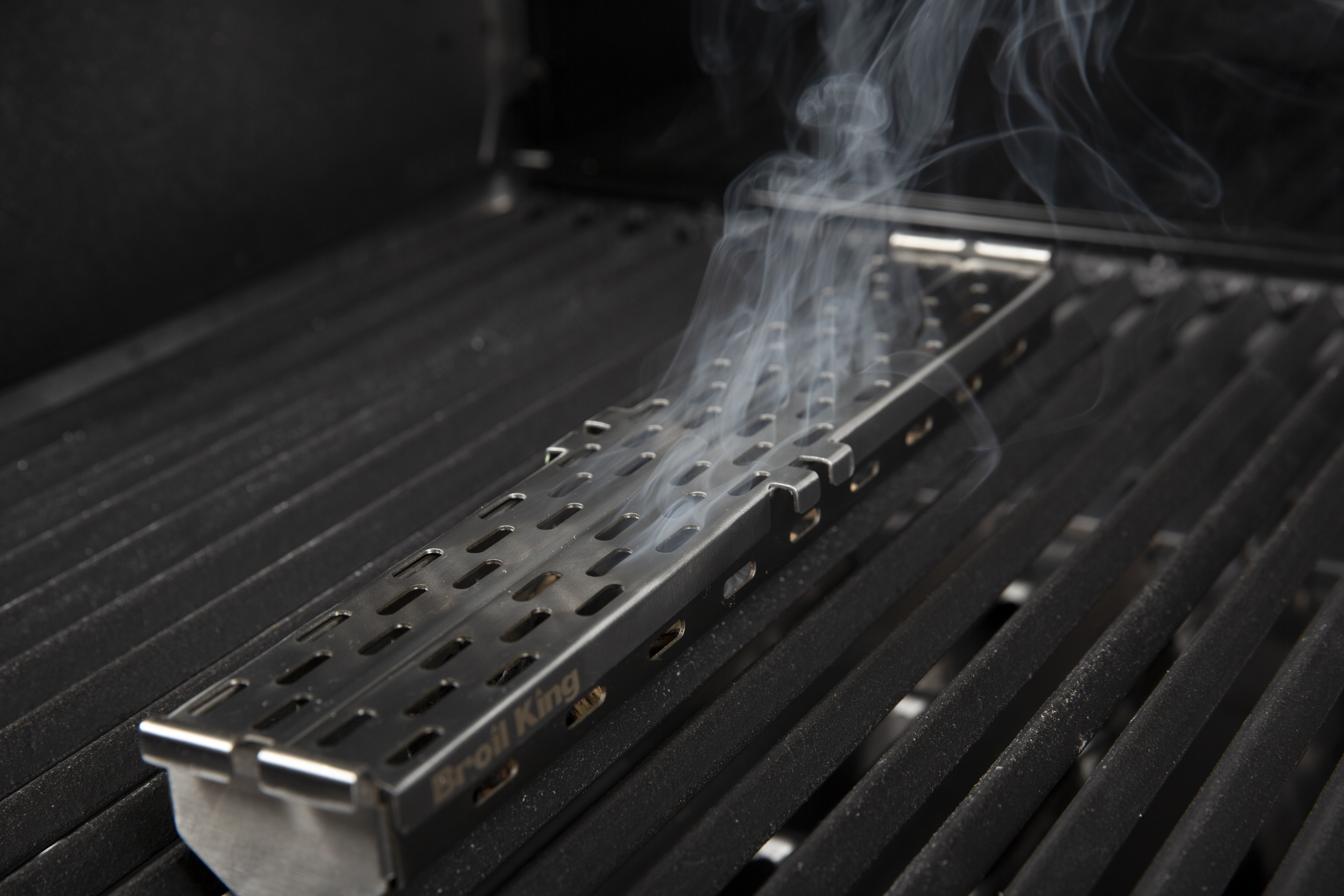 broil-king-edelstahl-pellet-smoker-box image 4