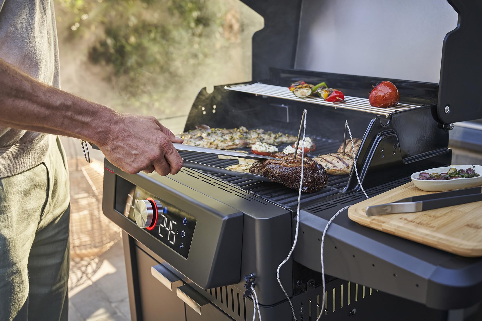 char-broil-evolve-smarter-gasgrill-app-90-370-c-2-zonen image 5