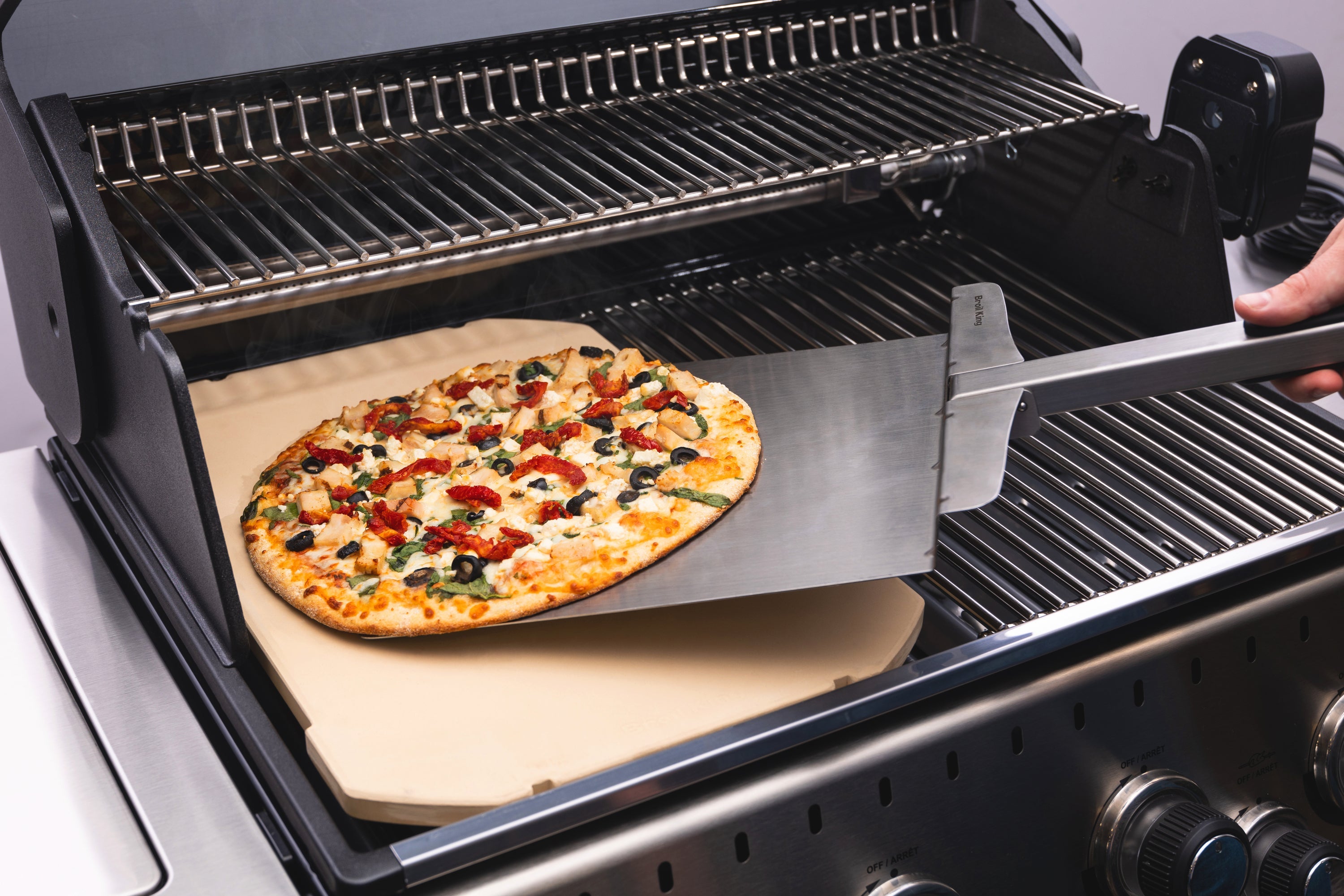 broil-king-pizzaschieber-mit-klappgriff-25-5-zoll image 5